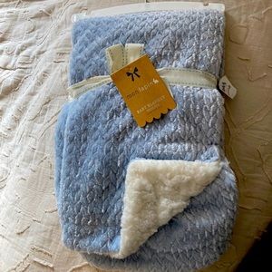 Reversible Baby blanket NWT